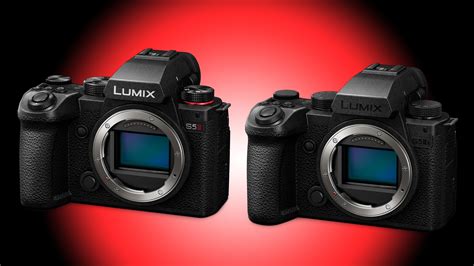 Panasonic Lumix S5 II vs S5 IIX | Digital Camera World