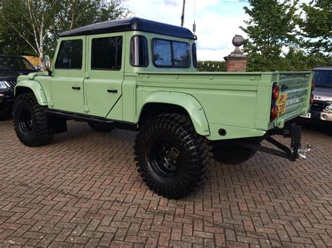 Land Rover Defender 130 Crew Cab