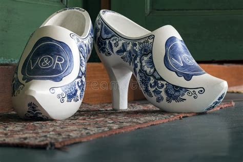 Dutch Wooden High Heel Clogs Editorial Photo - Image of tourism, shoes: 102382336