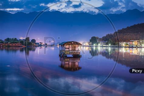 Image of Night View of Dal Lake in Srinagar, Jammu and Kashmir-VW170818-Picxy