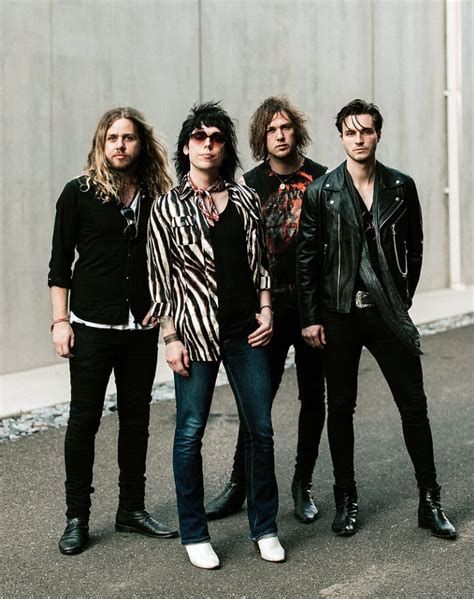 The Struts Band Release New Single Album “Fallin’ With Me” | Music Corners