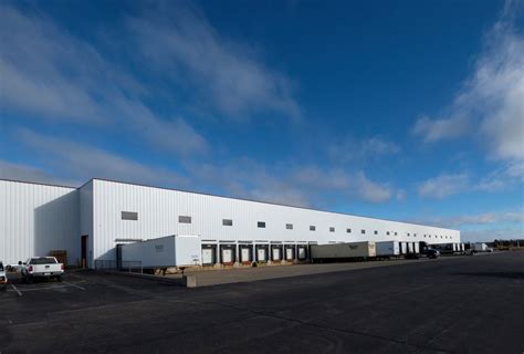 Furniture & Appliancemart Distribution Center - Ellis Construction