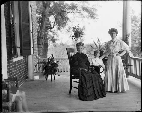 40 Cool Pics of Virginia's Family Portraits in the Early 20th Century ~ Vintage Everyday