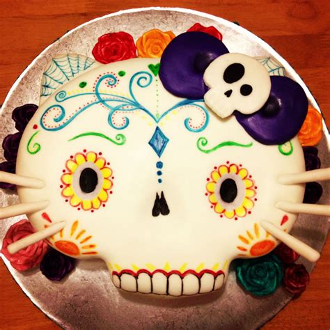 Pin by Kathy Monroe on Stuff I've Made | Sugar skull cakes, Eat cake, Skull cake