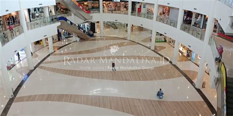 Hari Pertama Buka, Epicentrum Mall Sepi - Radar Mandalika