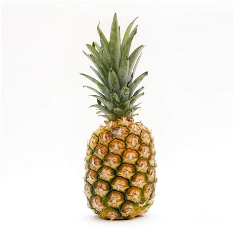 Pineapple - 1 piece per Kg