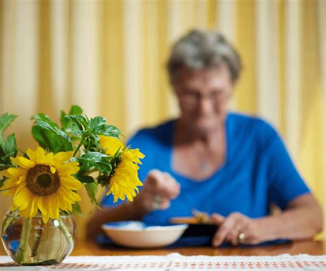 Healthy Eating for Seniors | Ageing Tips | Care24Seven