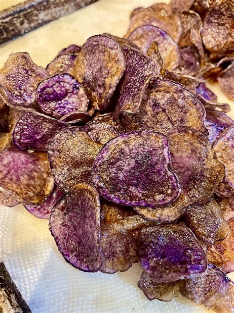 [homemade] Purple Potato Chips : r/food