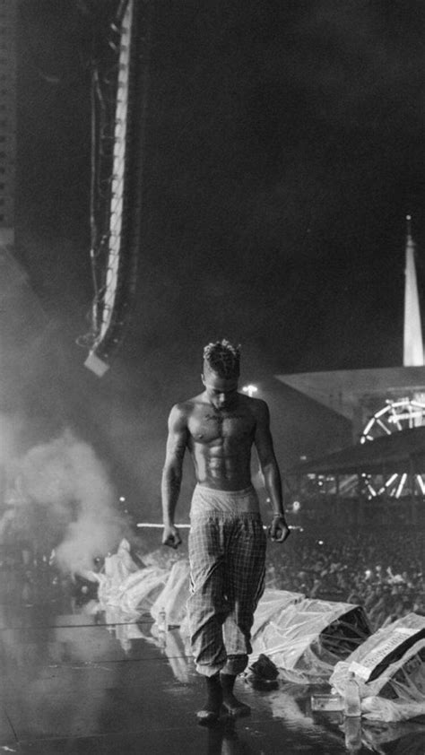 Download Xxxtentacion Aesthetic Live Concert Wallpaper | Wallpapers.com