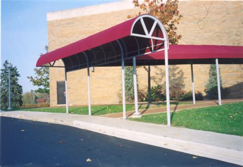 Covered & Enclosed Walkways - Lafayette Awning