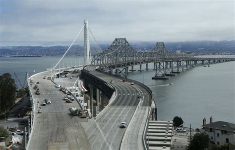 First cars cross SF-Oakland Bay Bridge's new span | 89.3 KPCC