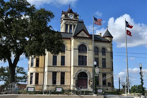 Karnes County Courthouse | Texas Time Travel