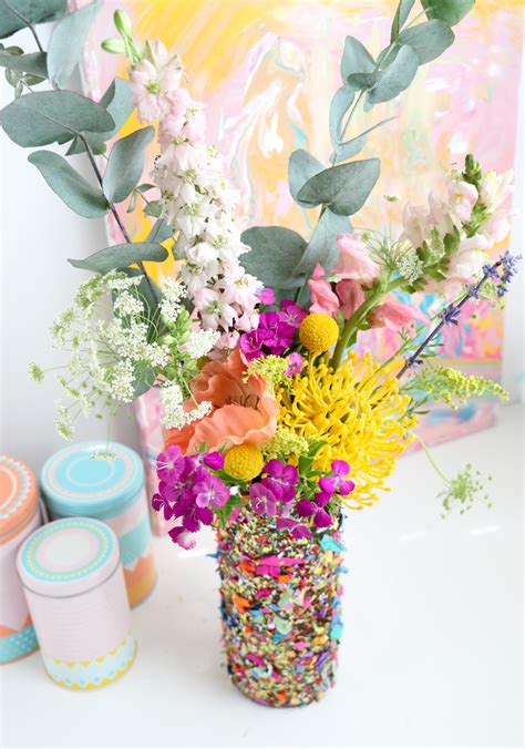 DIY Confetti Flower Vase - A Kailo Chic Life