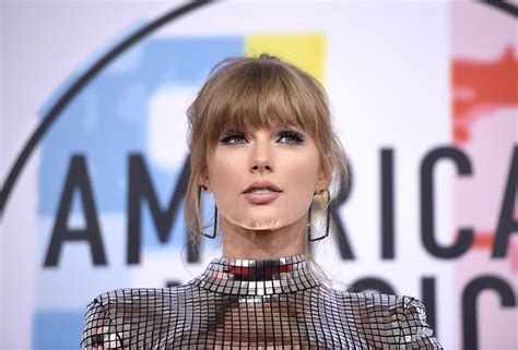 Taylor Swift Teaches Fans How to Vote on Instagram Ahead of Midterm ...