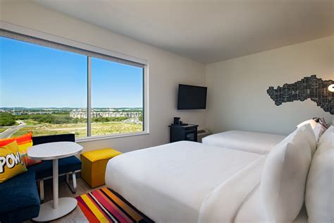 Hotels Near UTSA Photos | Aloft San Antonio Northwest