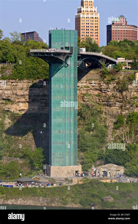 Niagara Falls observation tower Stock Photo - Alamy