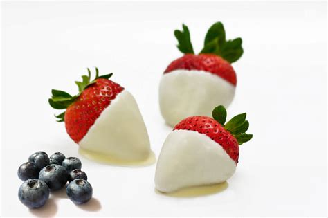 White Chocolate Dipped Strawberries for Chocolate Monday! • The Heritage Cook