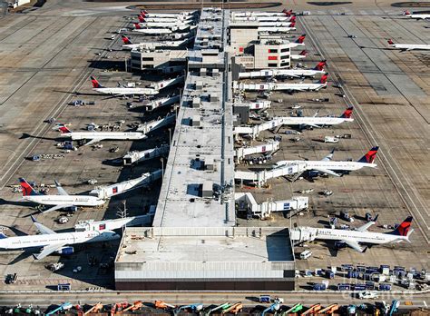 Delta Airline Jets at Terminal at Atlanta International Airport Photograph by David Oppenheimer ...