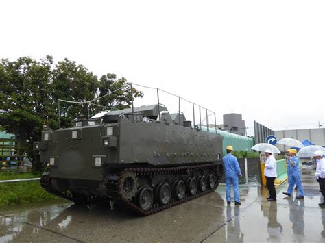 Mitsubishi Heavy Industries reveals a new amphibious vehicles