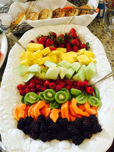 Farmers Market Fruit Platter | Appetizer recipes, Fruit platter, Brunch