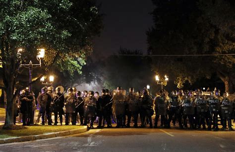 Police: St. Louis protests turn violent; several officers injured - CBS News