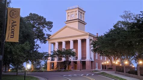 Alcorn State University president discusses reopening campus | WJTV