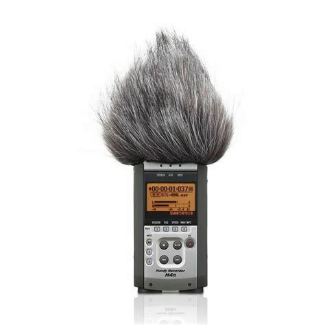 Zoom WSU-1 Universal Windscreen For H1n/H2n/H4n Pro/H5/H6 Digital Recorders at Juno Records.