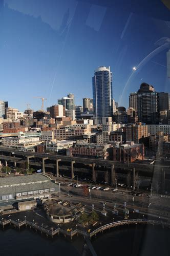 Seattle ferris wheel Great Wheel view of downtown Seattle skyline ...