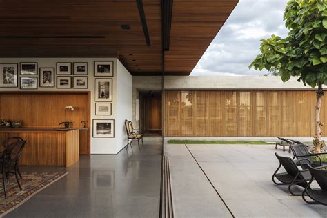 Photo 11 of 12 in A Green Roof Helps Camouflage This Striking Home in Brazil - Dwell