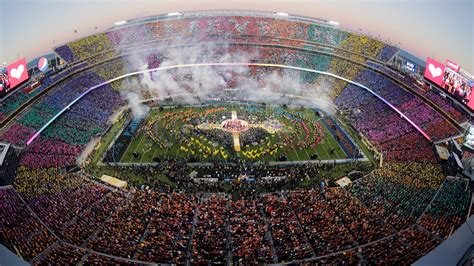 Super Bowl halftime shows: Iconic performances through the years | ksdk.com