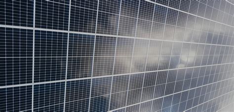 Want Tesla solar panels? You’ll have to buy its batteries now, too