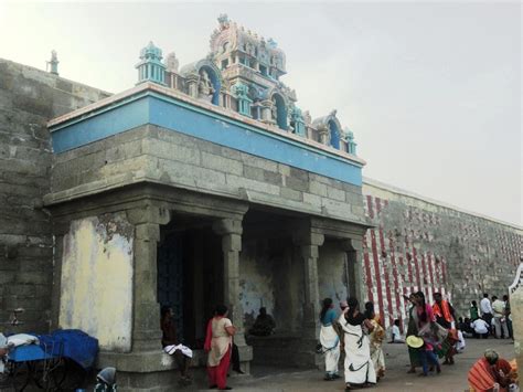 Tamilnadu Tourism: Devi Kanyakumari Temple (Bhagavathy Amman Temple ...