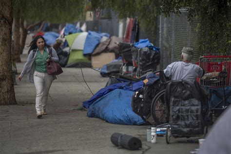 How to Help the Homeless in Los Angeles - Curbed LA