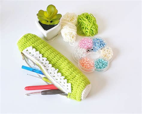 15 Free Crochet Pencil Case Patterns - Crochet Me