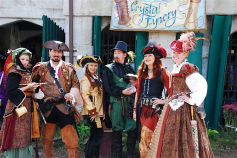 Magnificent Michigan Renaissance Festival Costumes | Wandering Educators