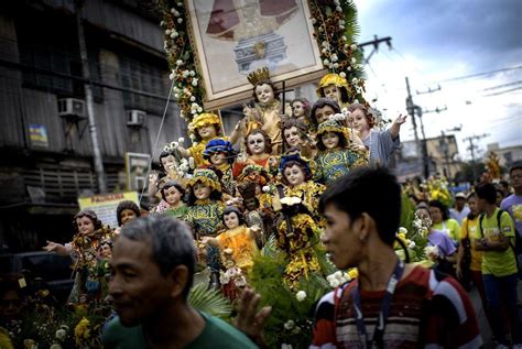 Manila celebrates Santo Nino festival - Arabianbusiness