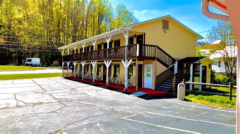 Hotel in Maggie Valley NC | Great Smoky Mountains Maggie Valley Motel