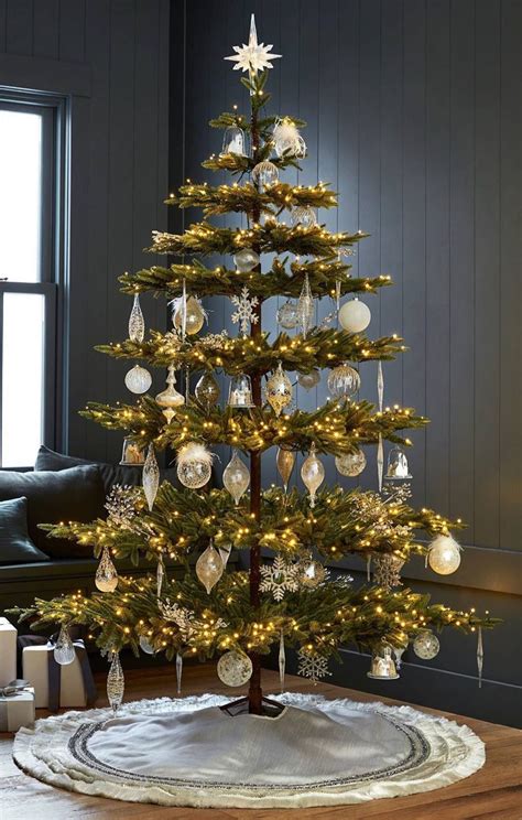 35+ Amazing Christmas Tree Decoration Ideas You Must Try In 2020 ...