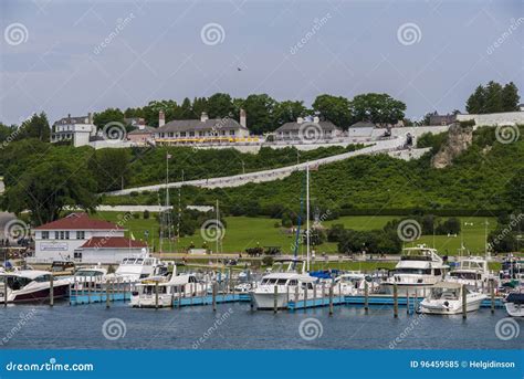 Mackinac Island fort editorial image. Image of coastline - 96459585