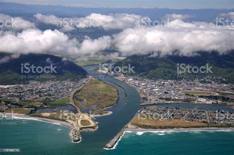 Greymouth Stock Photo - Download Image Now - New Zealand, Greymouth, River - iStock