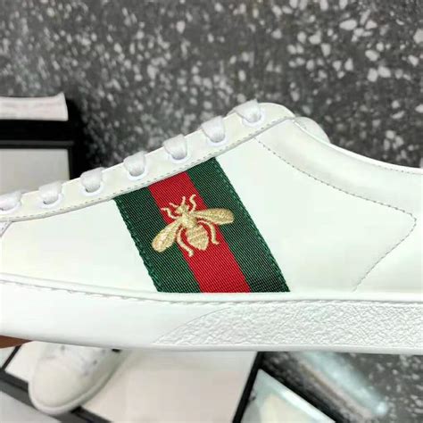 Gucci Men Ace Embroidered Sneaker Bee in White - Brandsoff