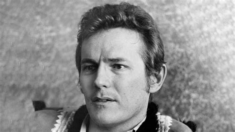 Gordon Lightfoot dead: Legendary folk singer behind Sundown and If You Could Read My Mind dies ...