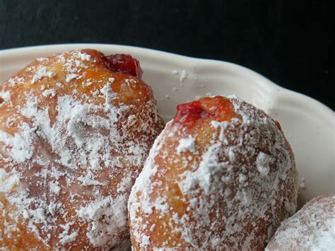 Quick and Easy Raised Doughnuts #NationalDoughnutDay