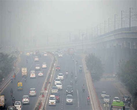 Diwali pollution: For first time this season, Delhi's air quality plummets to 'severe'