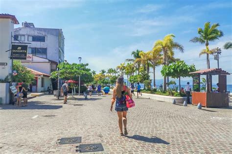 15+ FUN Things to do on Malecon in Puerto Vallarta (Boardwalk)