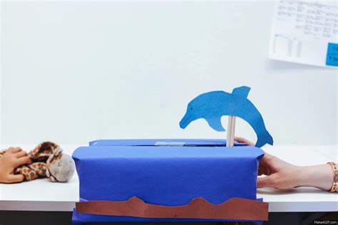 The Easiest 30-Minute Dolphin Craft