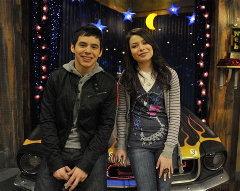 'iCarly' - Miranda Cosgrove Photo (36131863) - Fanpop