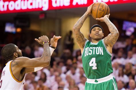 Isaiah Thomas Shines, But Celtics' Starters Struggle in Game 1