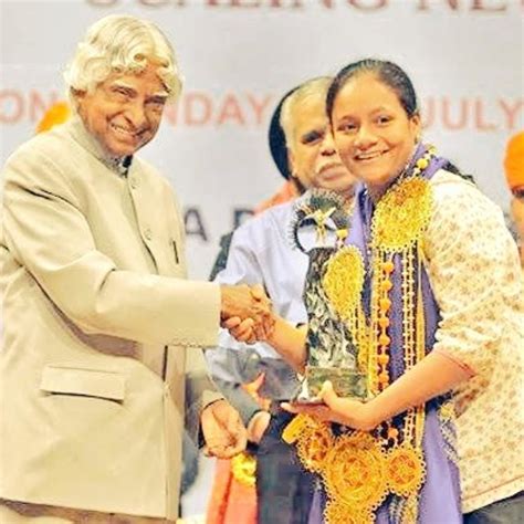 Arunima Sinha Biography [Mountain Climber] Wiki Age, Family, Wikipedia ...