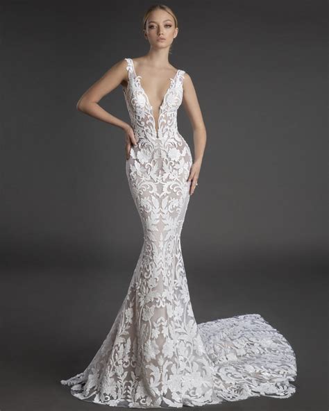 Sleeveless Plunging V-neckline Lace Sheath Wedding Dress | Kleinfeld Bridal